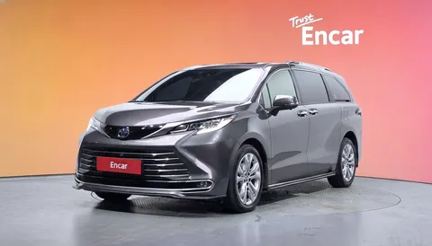 2023 Toyota Sienna 2.5 Hybrid 2WD