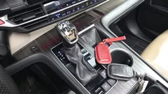 2023 Toyota Sienna 2.5 Hybrid 2WD, серый — фото 9