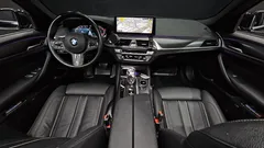 2023 BMW 5-Series 520i M Sport, синий — фото 7