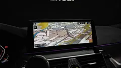 2023 BMW 5-Series 520i M Sport, синий — фото 14