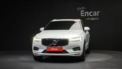 2021 Volvo XC60 B5 Inscription, белый — фото 3