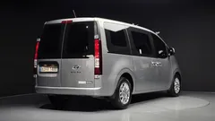 2023 Hyundai Staria Cargo 3-Seater — фото 2