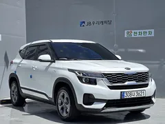 2022 Kia Seltos Diesel 1.6 2WD, белый — фото 3