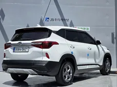 2022 Kia Seltos Diesel 1.6 2WD, белый — фото 4