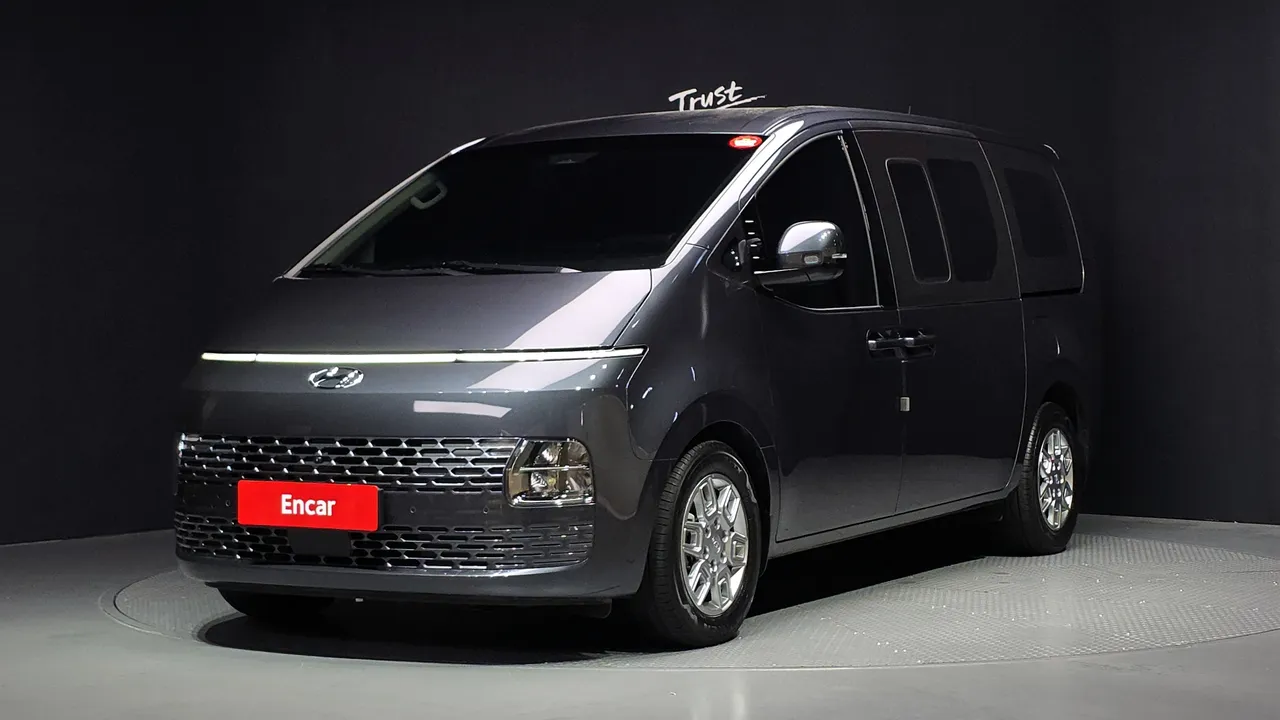 2022 Hyundai Staria L3.5 Cargo 5-Seater