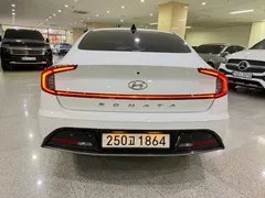 2022 Hyundai Sonata 2.0 — фото 4