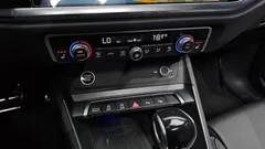2022 Audi Q3 35 TDI Premium Sportback — фото 18