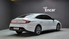 2023 Hyundai Sonata 2.0 — фото 2