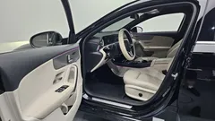 2021 Mercedes-Benz A-Class A220 Hatchback, чёрный — фото 10