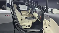 2021 Mercedes-Benz A-Class A220 Hatchback, чёрный — фото 15