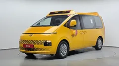 2023 Hyundai Staria L3.5 Kinder Safety Car — фото 1