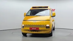 2023 Hyundai Staria L3.5 Kinder Safety Car — фото 3
