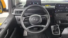 2023 Hyundai Staria L3.5 Kinder Safety Car — фото 13