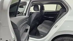 2023 Volkswagen Golf 2.0 TDI Prestige — фото 11