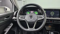 2023 Volkswagen Golf 2.0 TDI Prestige — фото 13