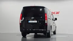 2023 Hyundai Staria Cargo 3-Seater — фото 4