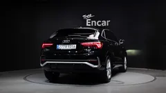 2022 Audi Q3 35 TDI Quattro Premium Sportback — фото 4