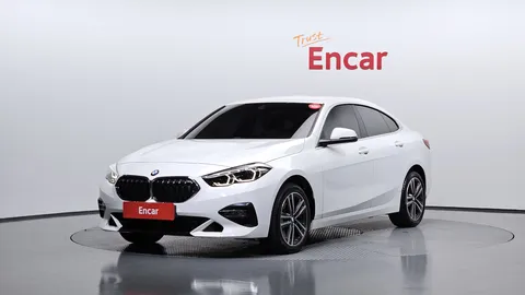 2023 BMW 2-Series 220i Sport