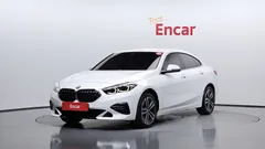 2023 BMW 2-Series 220i Sport, белый — фото 1