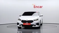 2023 BMW 2-Series 220i Sport, белый — фото 3