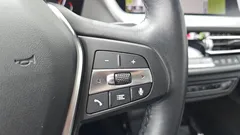 2023 BMW 2-Series 220i Sport, белый — фото 18