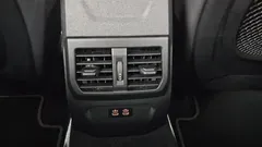 2023 BMW 2-Series 220i Sport, белый — фото 19