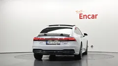 2021 Audi A7 55 TFSI Quattro Premium, белый — фото 4