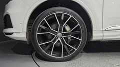 2021 Audi Q7 45 TDI Quattro, белый — фото 5