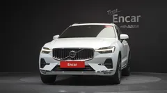 2022 Volvo XC60 B6 Inscirtion, белый — фото 3