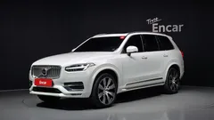 2021 Volvo XC90 B6 Inscription, белый — фото 1