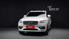 2021 Volvo XC90 B6 Inscription, белый — фото 3