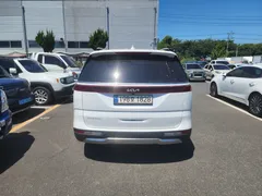 2023 Kia Carnival 9-Seater Signature — фото 4