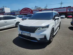 2023 Kia Carnival 9-Seater Signature — фото 17