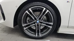 2022 BMW 1-Series 120i M Sports, белый — фото 5