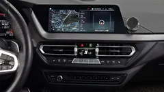 2022 BMW 1-Series 120i M Sports, белый — фото 14