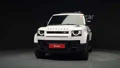 2023 Land Rover Defender 110 D250 SE — фото 3