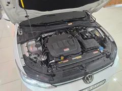 2023 Volkswagen Golf 2.0 TDI Prestige, белый — фото 6