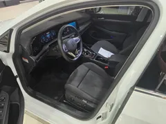 2023 Volkswagen Golf 2.0 TDI Prestige, белый — фото 10