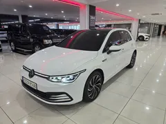 2023 Volkswagen Golf 2.0 TDI Prestige, белый — фото 12