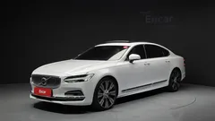 2023 Volvo S90 B6 AWD Ultimate Bright, белый — фото 1