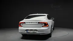 2023 Volvo S90 B6 AWD Ultimate Bright, белый — фото 4