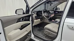 2021 Kia Canival Diesel 9-Seater Signature, белый — фото 10