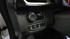 2021 ChevroletGMDaewoo Spark Red Pick Edition, белый — фото 20