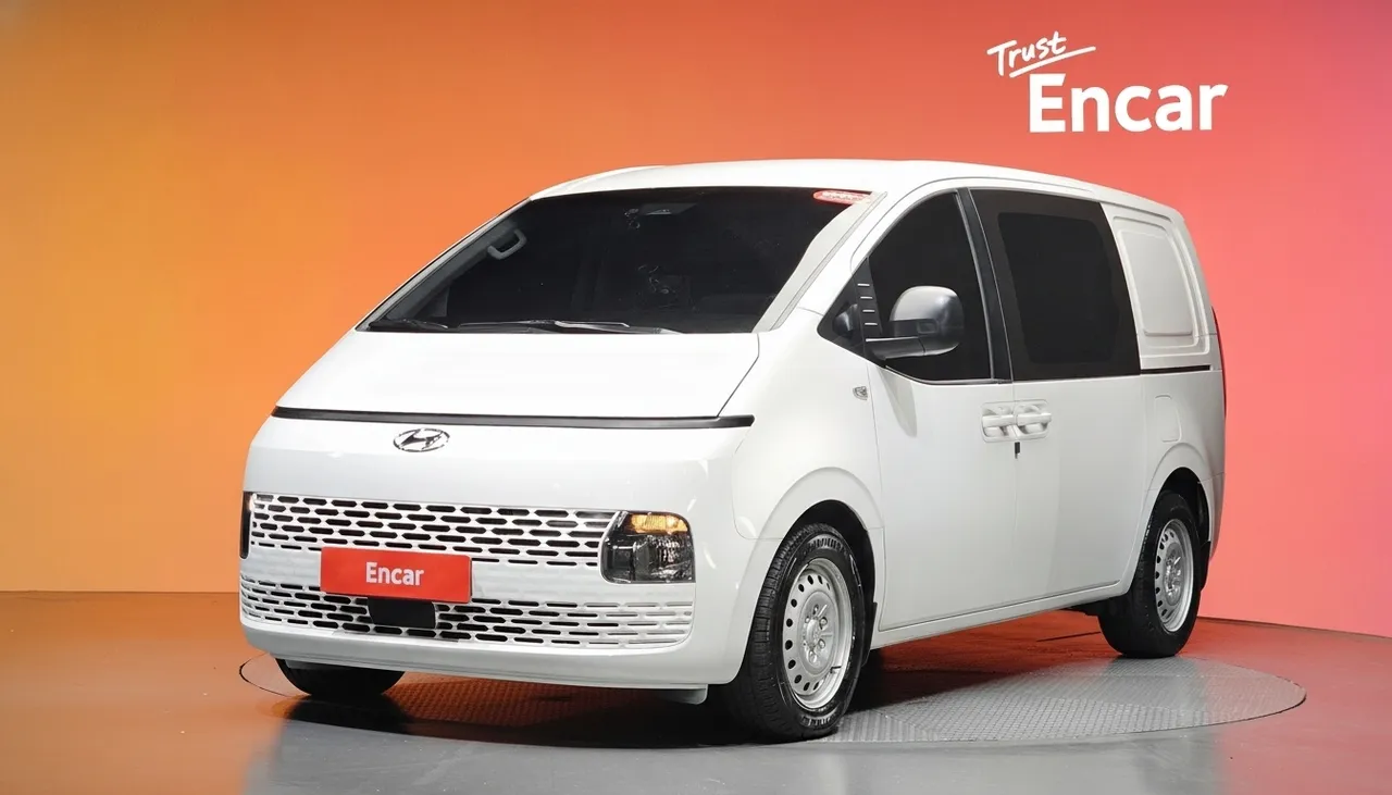 2022 Hyundai Staria Cargo 5-Seater