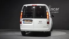 2022 Hyundai Staria Cargo 5-Seater — фото 4