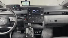 2022 Hyundai Staria Cargo 5-Seater — фото 18