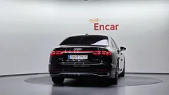 2023 Audi A8 50 TDI Quattro Premium — фото 4