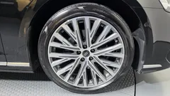 2023 Audi A8 50 TDI Quattro Premium — фото 5