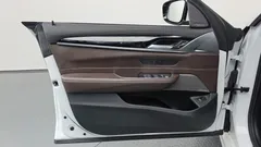 2022 BMW Gran Turismo 630i xDrive M Sport, белый — фото 9