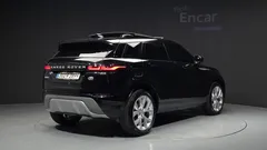 2022 Land Rover Range Rover Evoque P250 SE, чёрный — фото 2